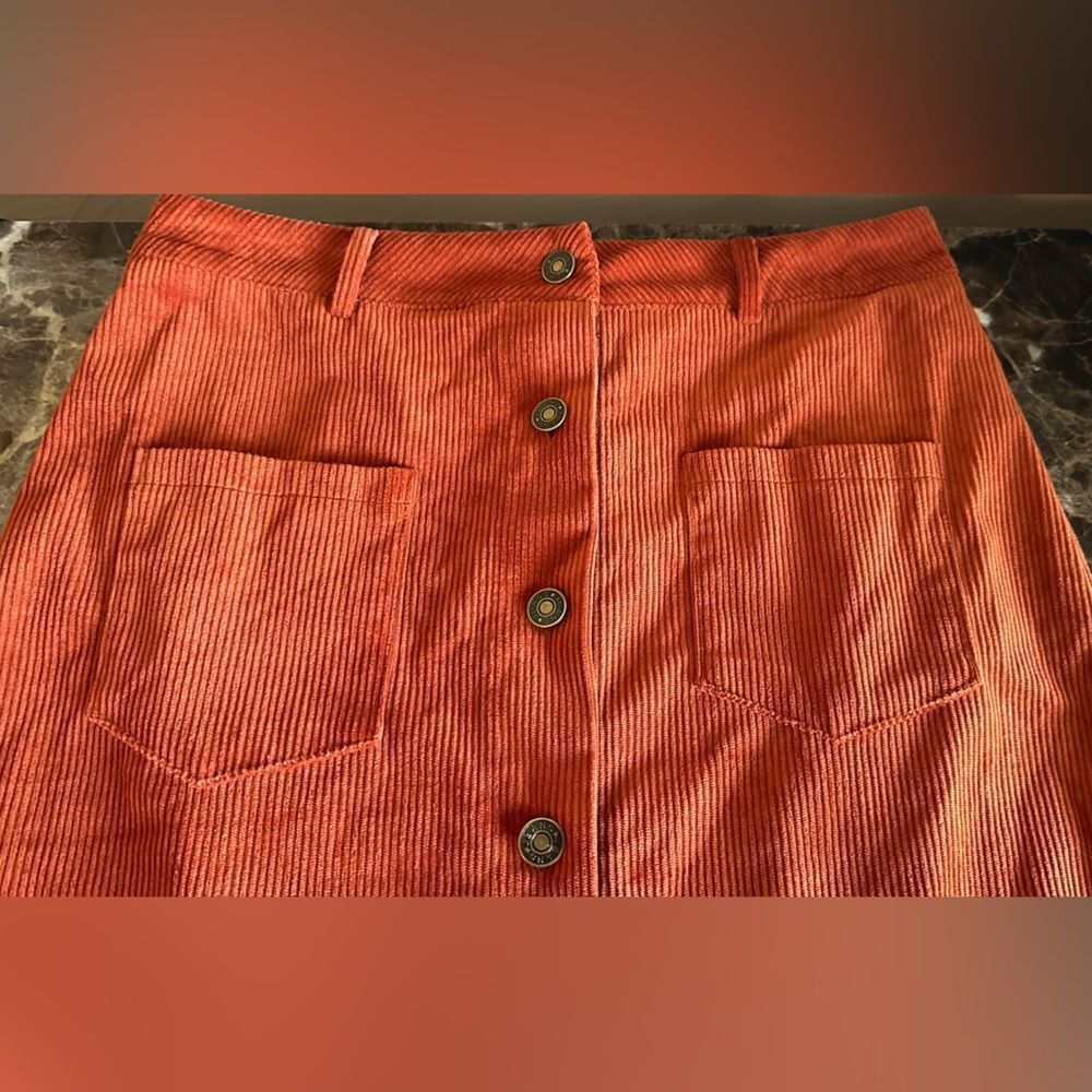 SHEIN retro corduroy button up mini skirt.  Rust color size 4 - Picture 2 of 4